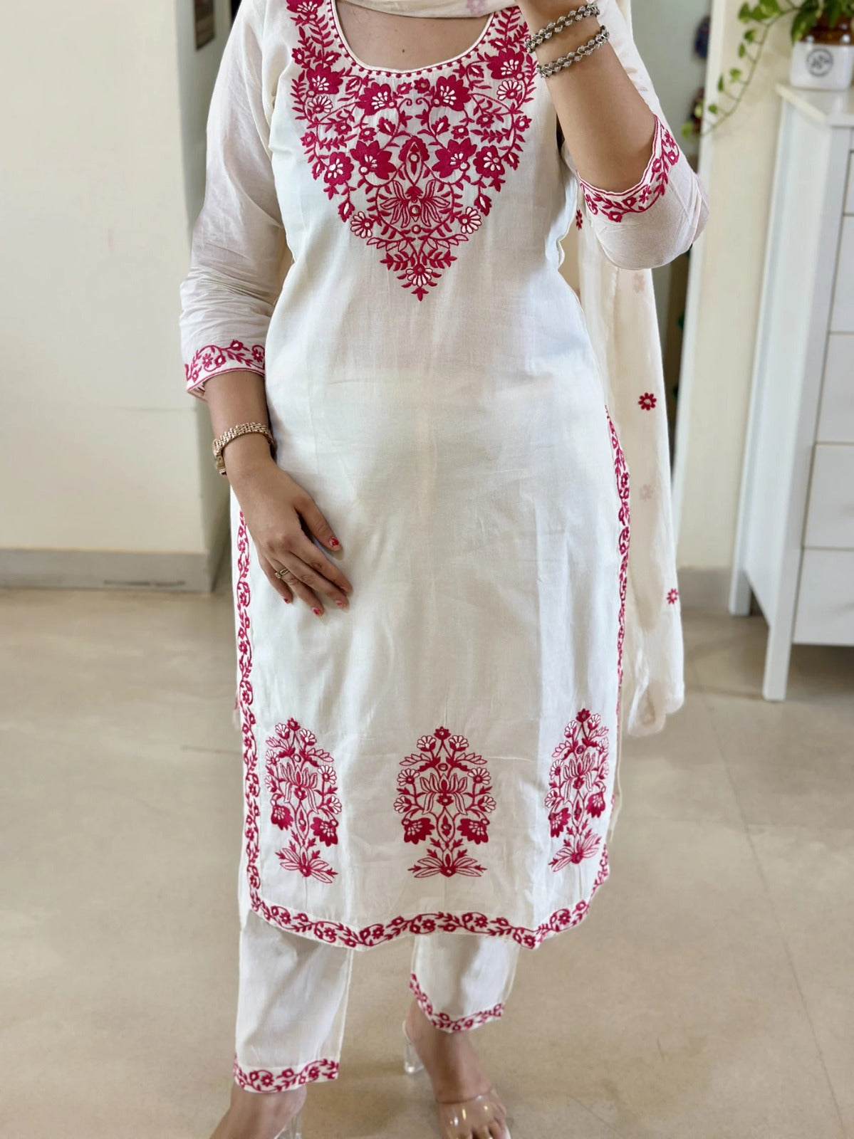 Women’s Kurta Pent Dupatta Set